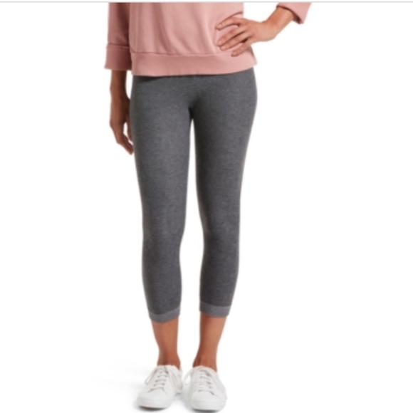 NWT HUE Women S Reversible French Terry Ultra High Waist Capri Legging Charcoal - Picture 1 of 1